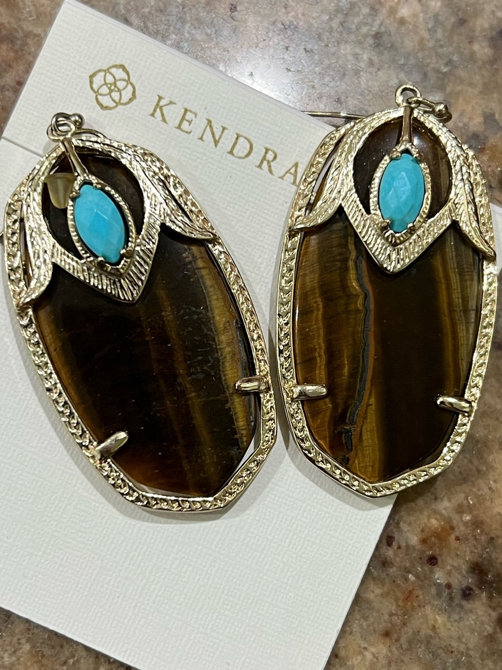 Tigers eye stones